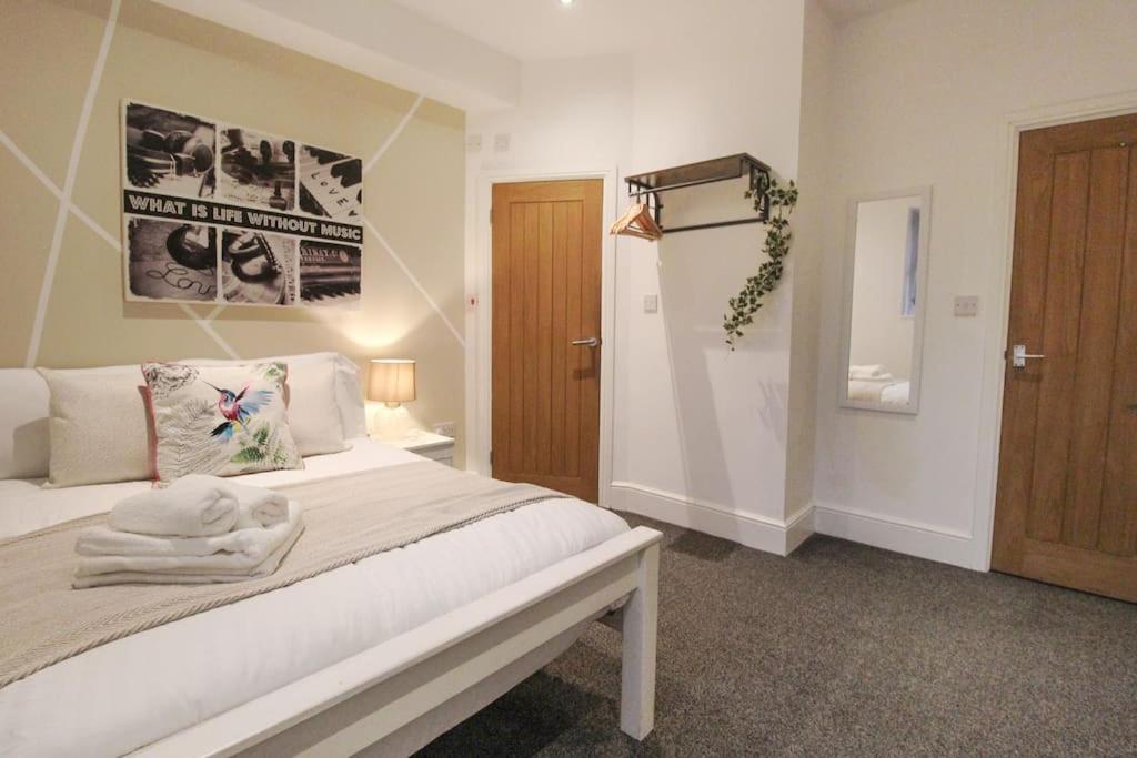 Spacious 1 Bed Apartment 1 Minute Walk From Square Nottingham Buitenkant foto