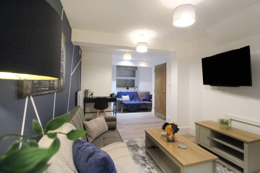 Spacious 1 Bed Apartment 1 Minute Walk From Square Nottingham Buitenkant foto