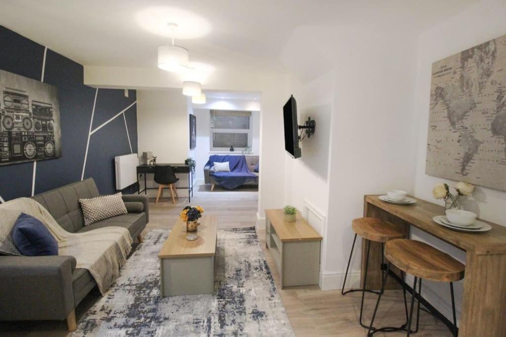 Spacious 1 Bed Apartment 1 Minute Walk From Square Nottingham Buitenkant foto