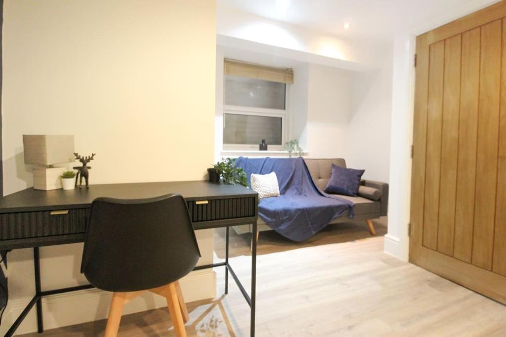 Spacious 1 Bed Apartment 1 Minute Walk From Square Nottingham Buitenkant foto